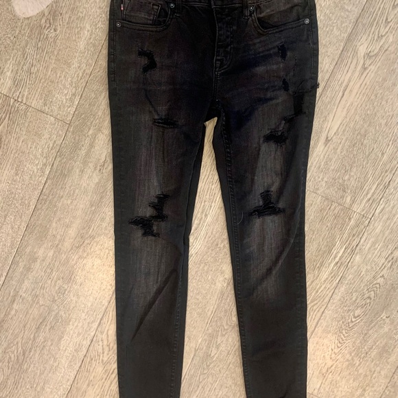 Vigoss black distressed jagger skinny Jean 🖤👻 - Picture 2 of 5